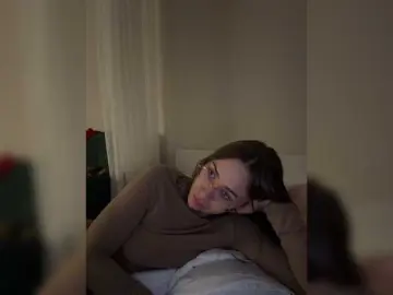 IRAONIC  live sex cam
