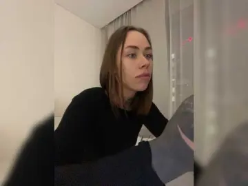 IRAONIC  live sex cam