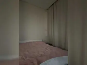 IRAONIC  live sex cam