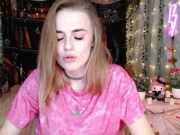 LadyDracena  live sex cam