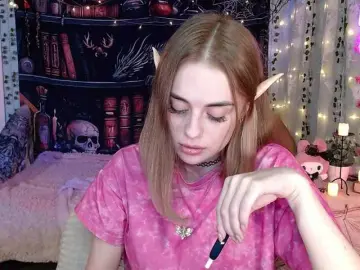 LadyDracena  live sex cam