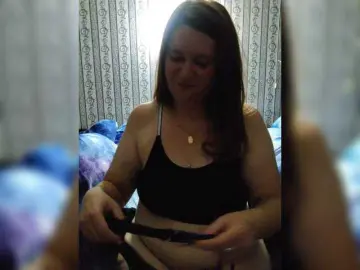 MiaShooter  live sex cam