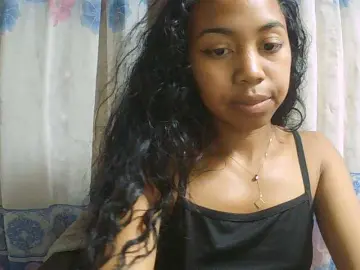 Natalie-Luxa  live sex cam