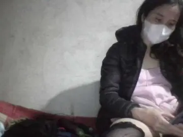 Sexy-ladyass89  live sex cam