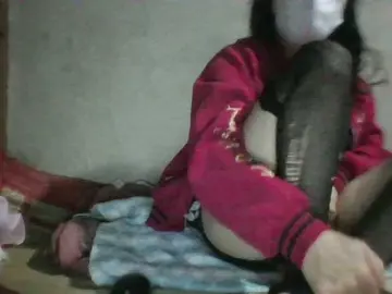 Sexy-ladyass89  live sex cam