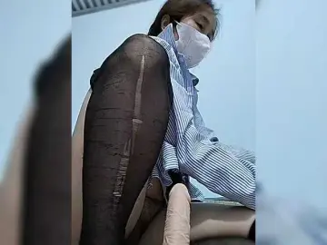 Sexy-ladyass89  live sex cam