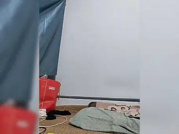 Sexy-ladyass89  live sex cam