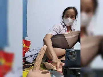Sexy-ladyass89  live sex cam