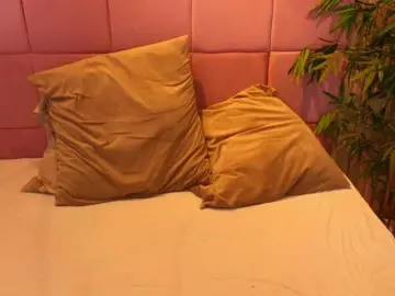 SpicyCarlaXX  live sex cam