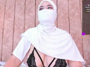 Adiila  live sex cam