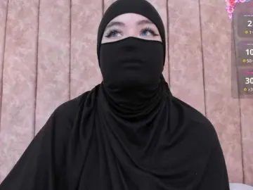 Adiila  live sex cam