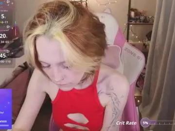 Crispy-tati-  live sex cam