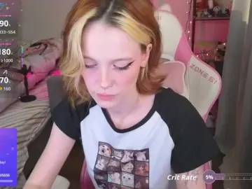 Crispy-tati-  live sex cam