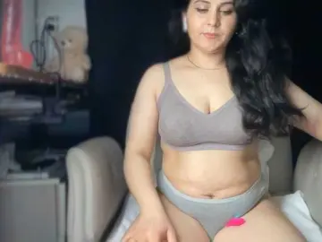 Ema-love  live sex cam