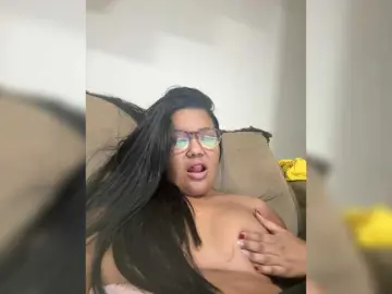 Eumilenna  live sex cam