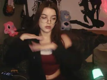 Kitsun0ira  live sex cam