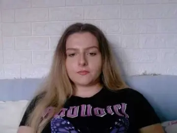 BritneyBlond  live sex cam