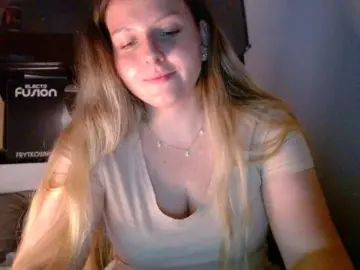 BritneyBlond  live sex cam