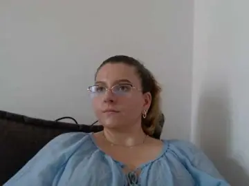 BritneyBlond  live sex cam