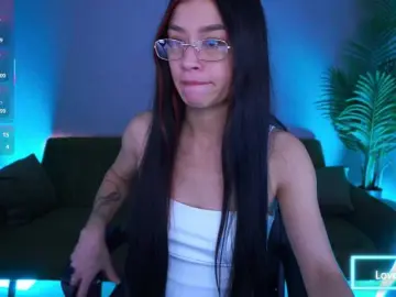 FataleNellie  live sex cam