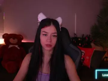 FataleNellie  live sex cam