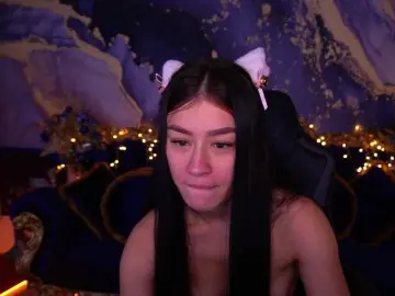 FataleNellie  live sex cam