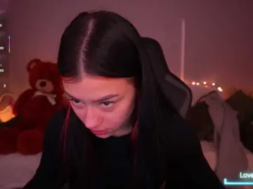 FataleNellie  live sex cam