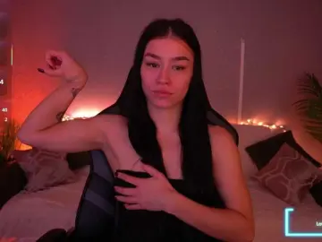 FataleNellie  live sex cam