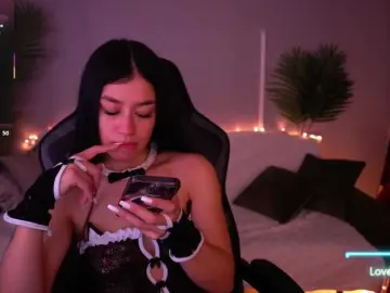 FataleNellie  live sex cam