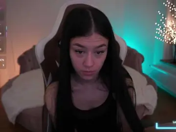 FataleNellie  live sex cam