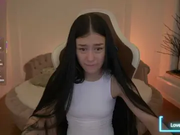 FataleNellie  live sex cam