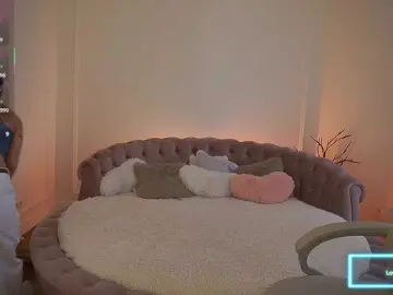 FataleNellie  live sex cam