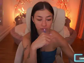 FataleNellie  live sex cam