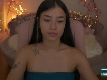 FataleNellie  live sex cam