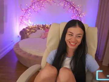 FataleNellie  live sex cam