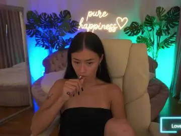 FataleNellie  live sex cam