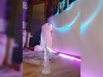 -Yourgirl  live sex cam