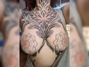 -Yourgirl  live sex cam