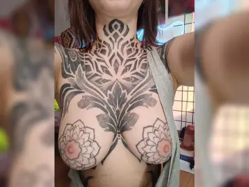 -Yourgirl  live sex cam