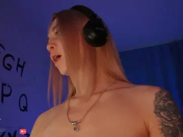 BlackMonro  live sex cam