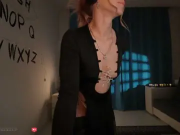 BlackMonro  live sex cam