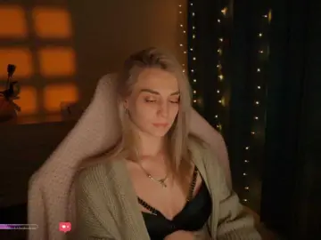 BlackMonro  live sex cam