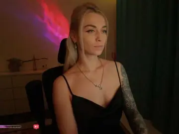 BlackMonro  live sex cam