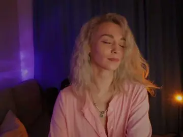 BlackMonro  live sex cam