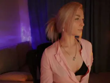 BlackMonro  live sex cam