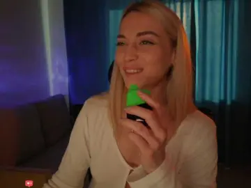 BlackMonro  live sex cam