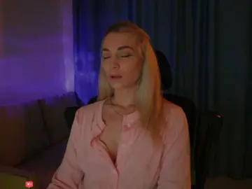 BlackMonro  live sex cam