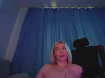 BlackMonro  live sex cam