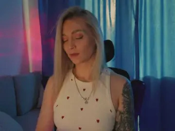 BlackMonro  live sex cam