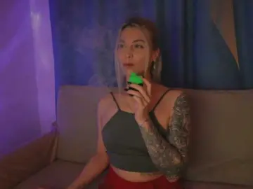 BlackMonro  live sex cam
